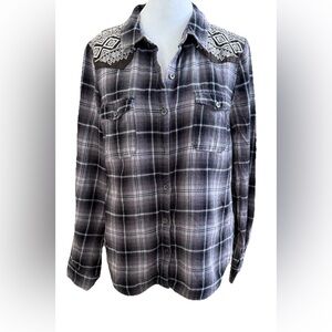 DAYTRIP Gray Lavender + Brown Plaid Flannel Button Up Shirt W/Embroidery Small